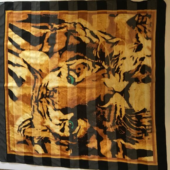 Vintage Elaborate Striped Tiger Scarf - Picture 3 of 8